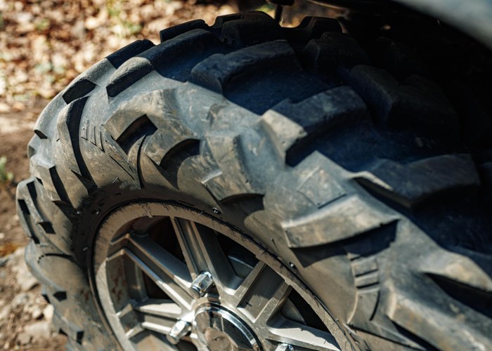 electric golf cart tire and route planning detail